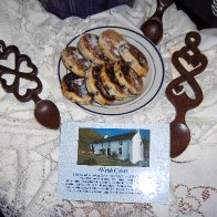 Welsh cakes and spoons