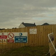 RHIAD gwisgo dillad amddiffynnol