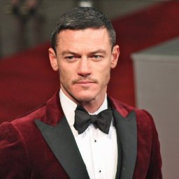 welsh-actor-luke-evans-lands-role-in-disneys-pinocchio-alongside-tom-hanks-nationcymru