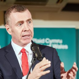 news-in-brief-plaid-cymru-pushes-for-new-measures-to-combat-covid-19-variants