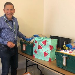 volunteers-step-in-to-drive-elderly-residents-to-vaccination-centre