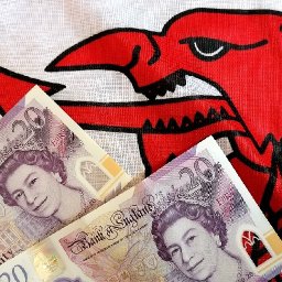 yescymru-cofounder-calls-for-wales-to-have-its-own-central-bank