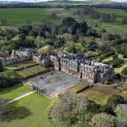 the-welsh-versailles-goes-for-auction-with-a-guide-price-of-over-750000