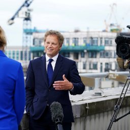 uk-transport-secretary-considering-a-tunnel-between-wales-and-ireland