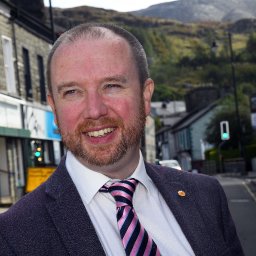 second-homes-crisis-more-young-people-will-be-forced-to-leave-if-welsh-government-doesnt-act