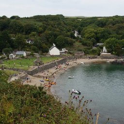 last-permanent-residents-of-village-where-almost-every-house-is-second-home-call-for-action