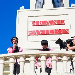 its-now-or-never-porthcawl-elvis-festival-confident-of-going-ahead-despite-covid