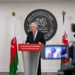 drakeford-announces-timetable-for-easing-further-restrictions