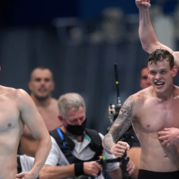welsh-swimmers-win-olympic-gold-in-the-pool-for-the-first-time-since-1912-itv-news