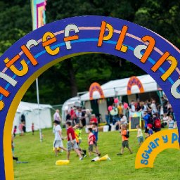 welsh-showing-others-languages-how-to-avoid-extinction-says-bestselling-american-science-magazine