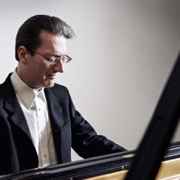 piano-virtuoso-headlines-wales-international-piano-festival-from-caernarfon-based-william-mathias-music-centre