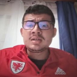 watch-the-hispanic-walls-passionate-take-on-yma-o-hyd