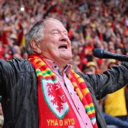 dafydd-iwan-among-the-performers-as-more-details-released-about-wrexhams-march-for-independence