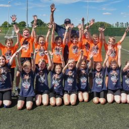 hundreds-of-youngsters-turn-out-as-nfl-side-host-north-wales-training-camp