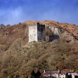 castle-needs-a-new-key-keeper-so-it-can-reopen