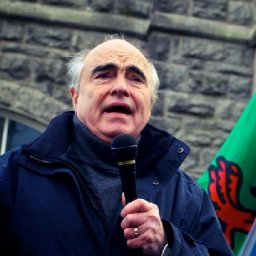 cofio-carl-remembering-a-welsh-language-legend