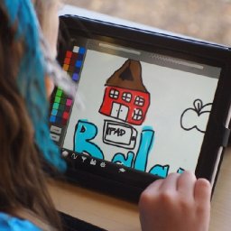 over-1000-sign-petition-calling-for-welsh-medium-education-for-every-child-after-disappointing-census-results