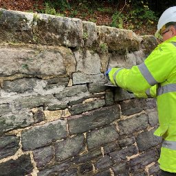 repair-and-conservation-works-gets-underway-on-the-monmouthshire-brecon-canal