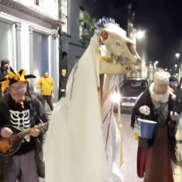 watch-mari-lwyd-appears-at-hen-galan-celebrations-around-wales