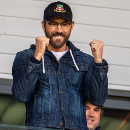 hearts-won-again-ryan-reynolds-wins-over-welsh-community-following-a-heart-warming-gesture-for-young-kids-netflix-junkie