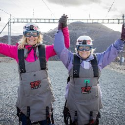 care-home-resident-85-fulfils-wish-to-complete-worlds-fastest-zipline