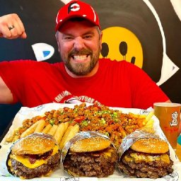 tiktok-star-randy-santel-takes-on-huge-challenge-at-welsh-burger-bar