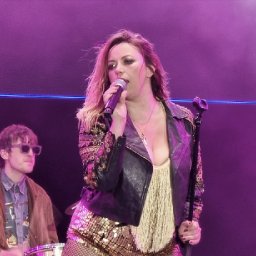 watch-charlotte-church-tearing-it-up-at-huge-eurovision-party