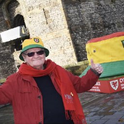 dafydd-iwan-to-be-honoured-by-welsh-university