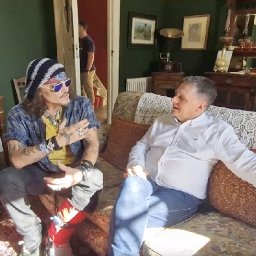 watch-exclusive-interview-with-johnny-depp-at-the-birthplace-of-dylan-thomas