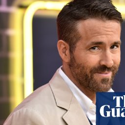 dont-worry-there-will-be-subtitles-ryan-reynoldss-big-plan-to-bring-welsh-tv-to-the-masses