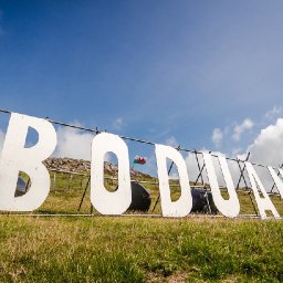 hollywood-style-sign-appears-on-hillside-overlooking-national-eisteddfod