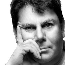 swansea-writer-wins-prestigious-short-story-competition