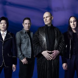 american-music-giants-the-smashing-pumpkins-and-weezer-announce-cardiff-castle-summer-show