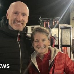 nos-galan-mystery-runners-are-gareth-thomas-and-laura-mcallister